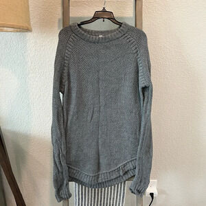 Lululemon women’s oversized crew neck sweater size S/M